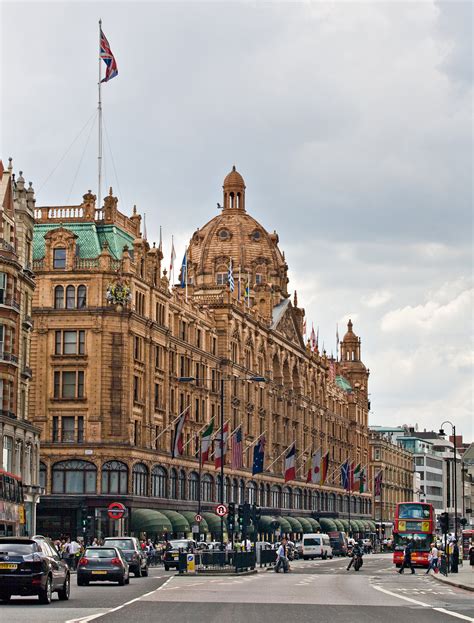 harrods usa.